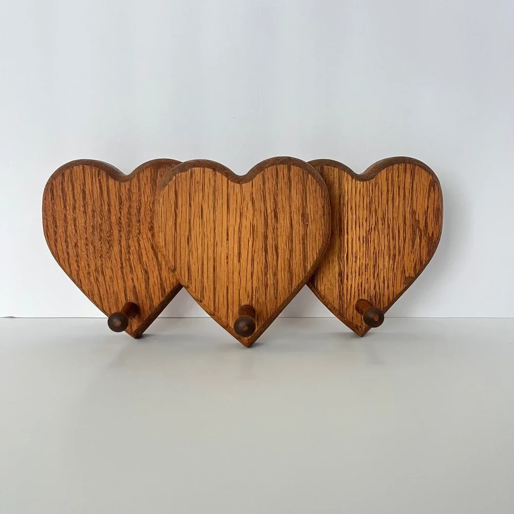Vintage Oak Wood Triple Heart Wall Hook Rack Peg Hanger Cottagecore Rustic Brown